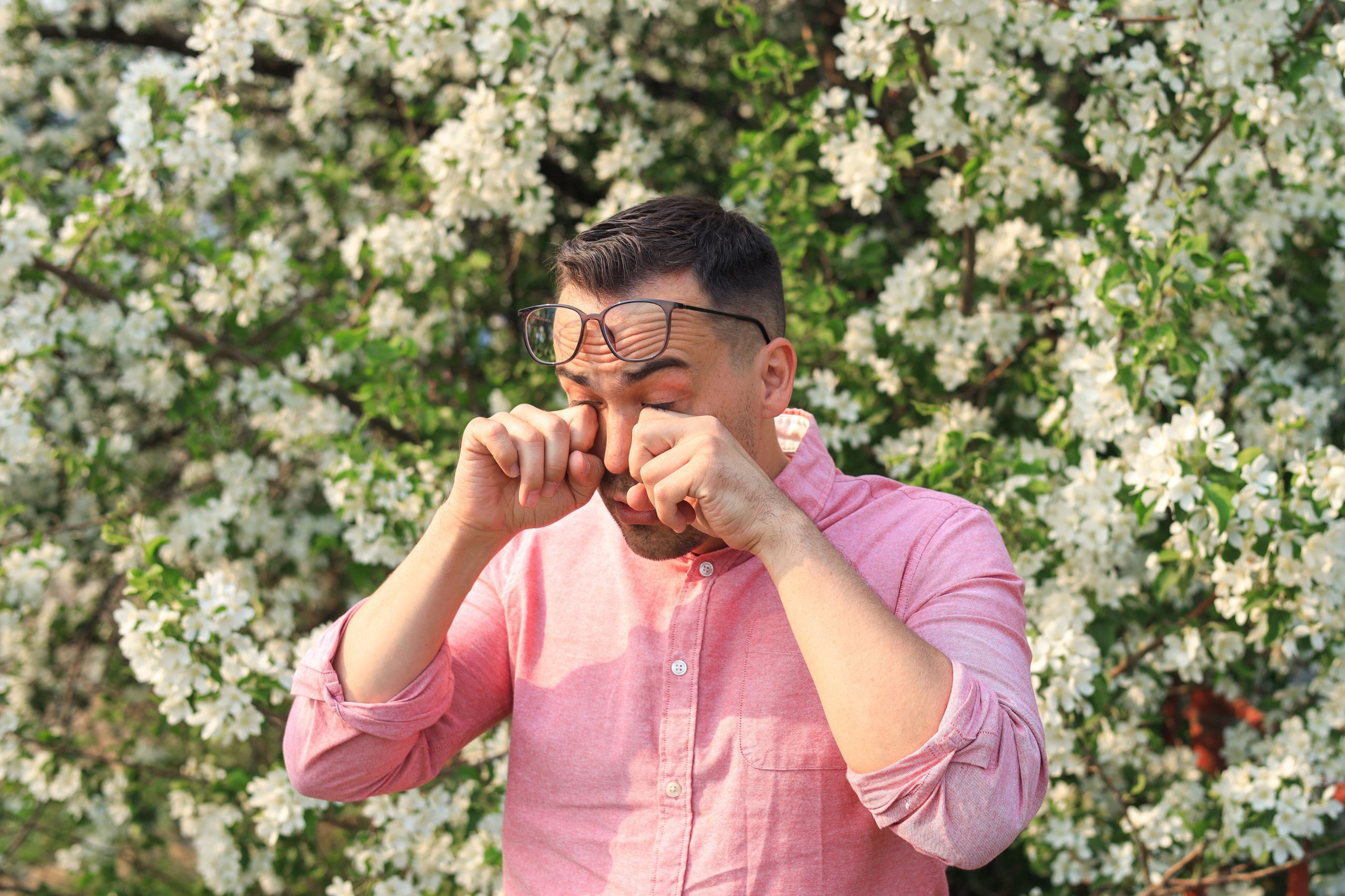 See Clearly Through Allergy Season: Tips for Eye Health